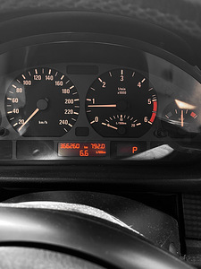 BMW E46 320D 110KW ФЕЙСЛИФТ (10 фото из 12)