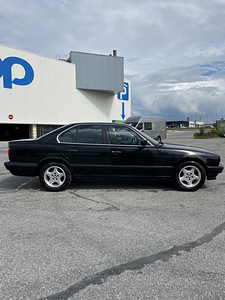 BMW E34 2.0 110KW 1990 (4 фото из 11)
