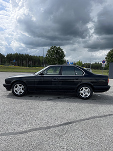 BMW E34 2.0 110KW 1990 (8 фото из 11)