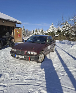 BMW E36 1.8 85KW MANUAAL (3 foto / 9)