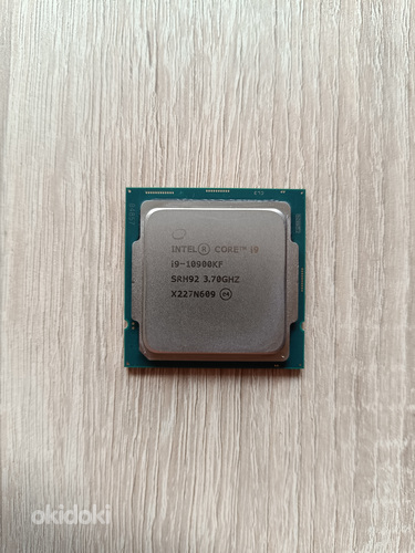Intel Core i9 10900KF (foto #1)