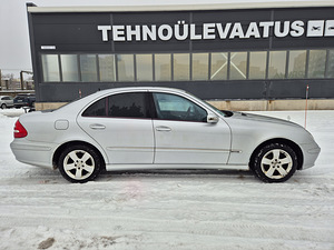 Mercedes e280 2007 4matic (3 foto / 10)