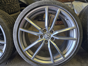 5 X 112 R19 VW ORIGINAL PRETORIA (3 foto / 10)