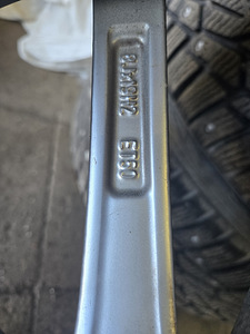 5 X 112 R19 VW ORIGINAL PRETORIA (7 foto / 10)