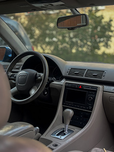 Audi a4 b7 (8 foto / 11)
