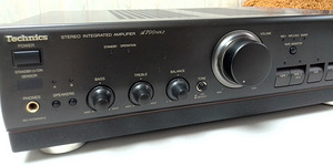 Technics SU-A700MK2 Стереоинтегральный усилитель (1 фото из 10)
