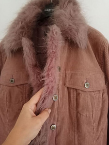 Размер куртки h & M L (3 фото из 3)