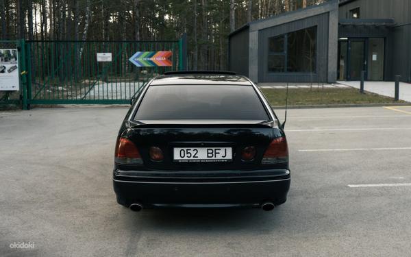 Lexus GS 300 1998 года (фото #6)