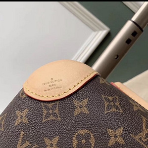 Louis Vuitton kohver (3 foto / 4)