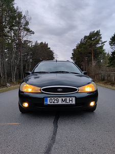 Ford Mondeo ghia (3 foto / 7)