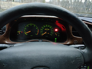 Ford Mondeo ghia (6 foto / 7)