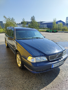 Volvo v70 (5 фото из 6)