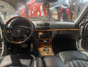 Mercedes Benz e280 (9 foto / 11)