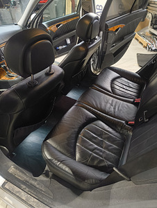 Mercedes Benz e280 (10 foto / 11)