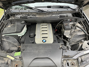 Т/х 2005 BMW X5 E53 3.0D (10 фото из 10)