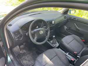 Volkswagen Golf 4 1.9 TDI 4MOTION (9 foto / 12)