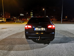 Audi a4 2007a (4 foto / 5)