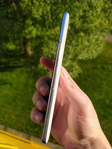 Telefon (3 foto / 3)
