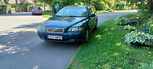 Volvo v70 T5 (2 фото из 4)
