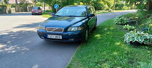 Volvo v70t5 (2 foto / 4)