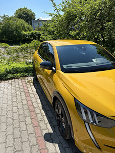 Peugeot 208 GT 2022 (9 foto / 15)