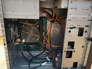 Компьютер Fujitsu Pentium G630 2.7 GHz, 2Gb DDR3 1333 MHz (2 foto / 8)