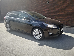 Väikse läbisõiduga korralik Ford (5 foto / 7)