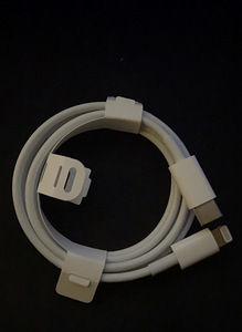 Зарядка iPhone через конец USB-C (1 м)
