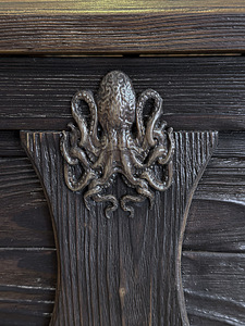 Minibaar "Captain's Chest" (5 foto / 6)