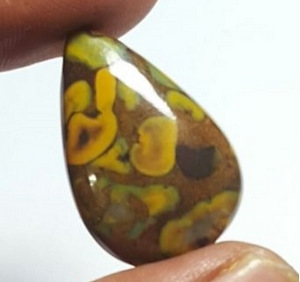 JASPER AJUBALITE (3.0 x 2.0 sm) Austraalia (1 foto / 3)