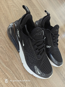Nike Air 270 (1 foto / 4)