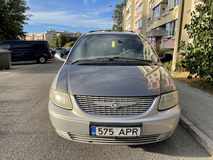 Chrysler voyager (10 фото из 11)