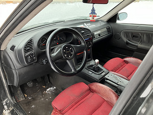 BMW 325i 141kw (2 foto / 12)