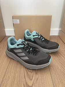 New Adidas Terrex (1 foto / 5)