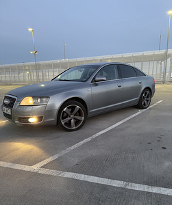 Audi a6 c6 (2 фото из 12)
