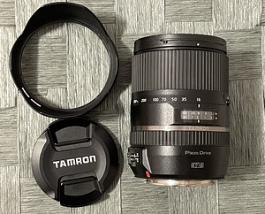 Canon EOS 750D + Tamron 16-300mm (2 foto / 4)