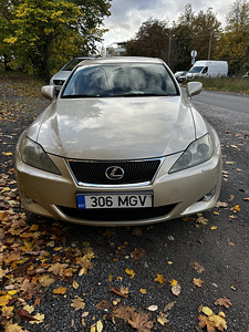 Lexus IS 250 153 kW (4 foto / 10)