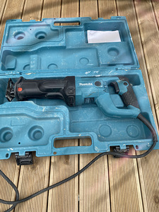 Kolbsaag makita jr3050t (1 foto / 3)