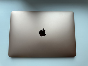 Macbook Air M1 (2020) (1 foto / 3)