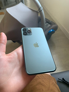 iPhone 11 Pro (2 foto / 2)