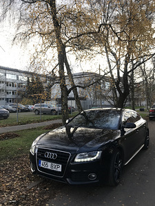 Audi A5 8T iluvõre S-Line (2 foto / 2)