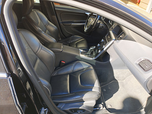 Volvo v60 plug in hybrid 2015 (14 foto / 15)