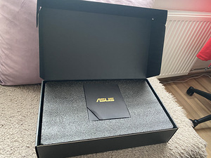 ASUS Radeon R9 280X 3GB (4 foto / 9)
