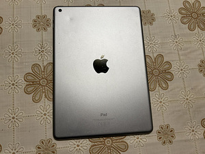 iPad 6 (iPad 2018) Gray 9.7 Wifi 32GB (3 foto / 3)