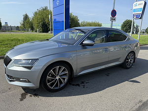 Skoda Superb L&K 2017 2.0 110 kw (2 foto / 14)