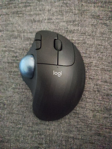 Ergo M575 Logitech juhtmevaba optiline hiir (7 foto / 7)