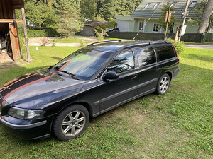 Volvo V70 2003 (2 фото из 13)