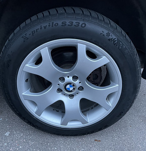 Диски BMW Style 63 + шины (4 фото из 4)
