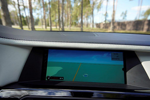 BMW 740 Individual XDRIVE 3.0 225kW (7 foto / 15)