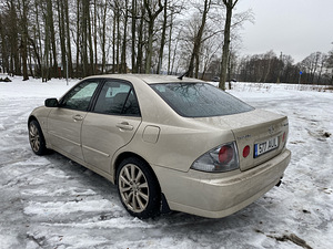 Lexus IS200 2005 LPG gaas (4 foto / 12)